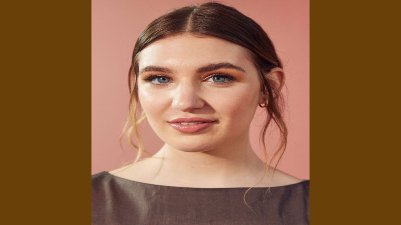 Sophie Nélisse (Actriz)