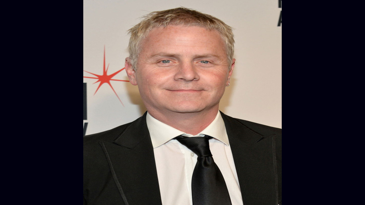 Blake Neely (Compositor) Blake Neely (Compositor)