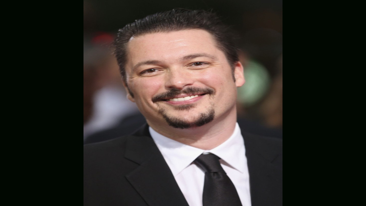 James Vanderbilt | Escritor Estadounidense de Gran Éxito por Sus Trabajos en la Gran y Pequeña Pantalla