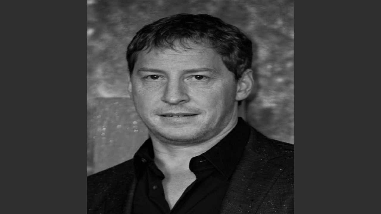 Mark Williams (Productor)