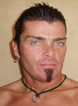 Cheyne Collins (Actor)