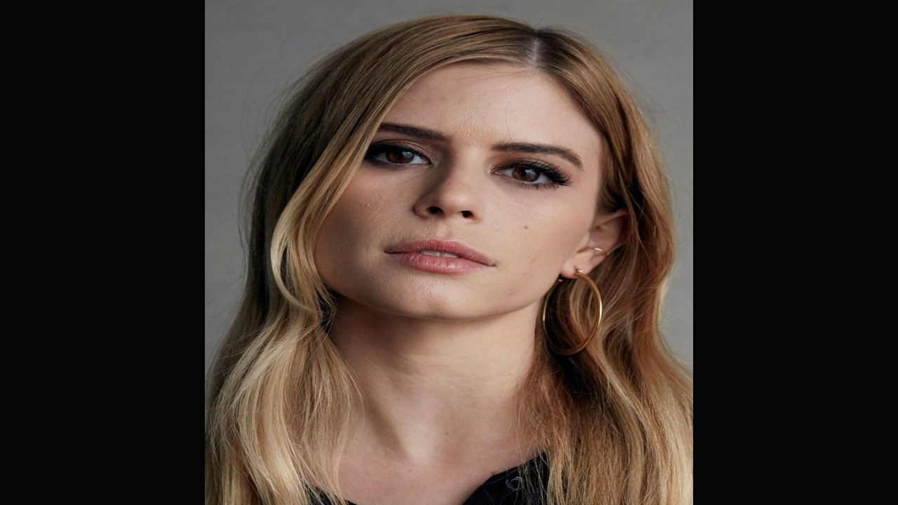Carlson Young (Actriz)
