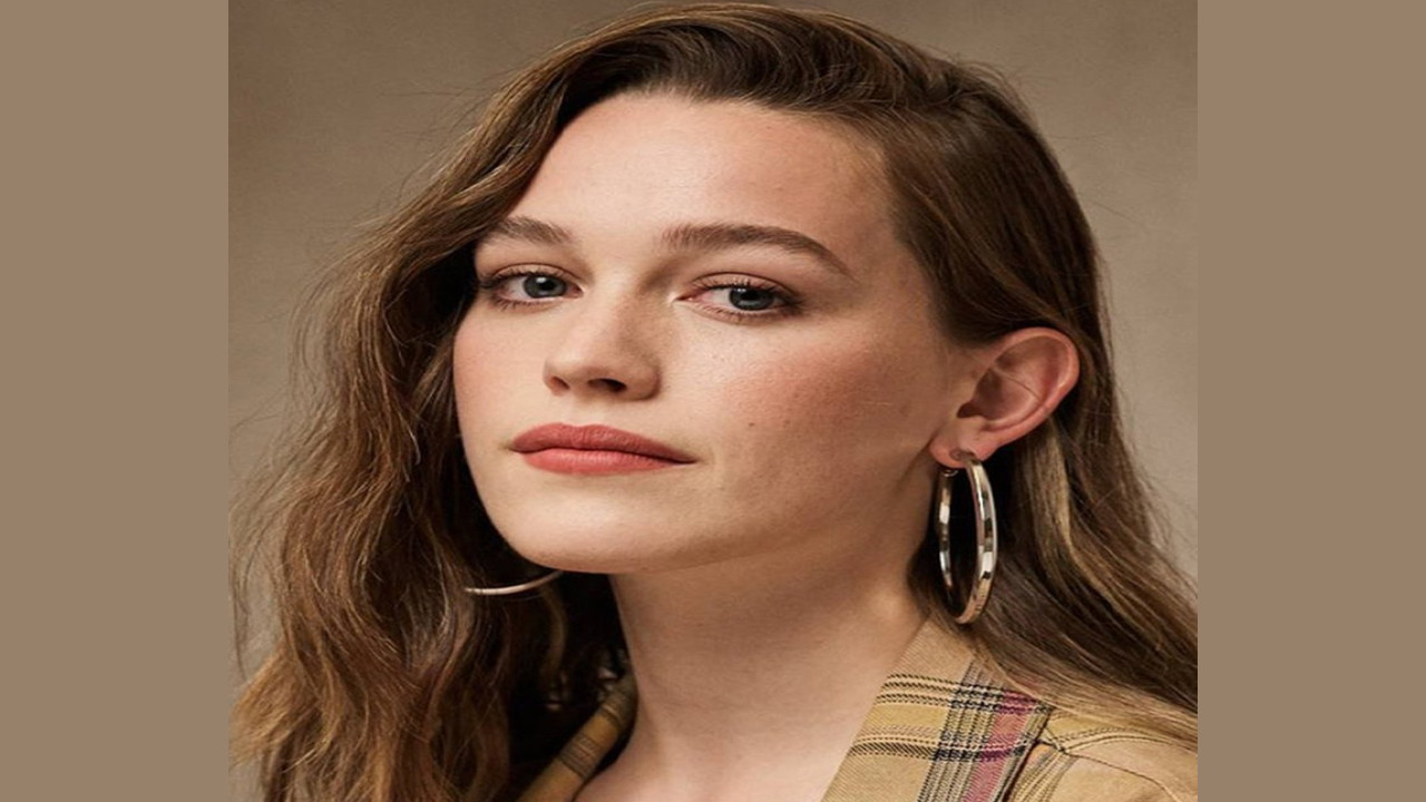 Victoria Pedretti (Actriz)