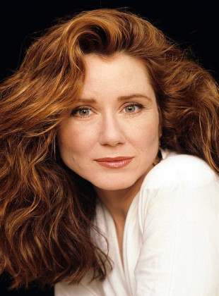 Mary McDonnell (Actriz)