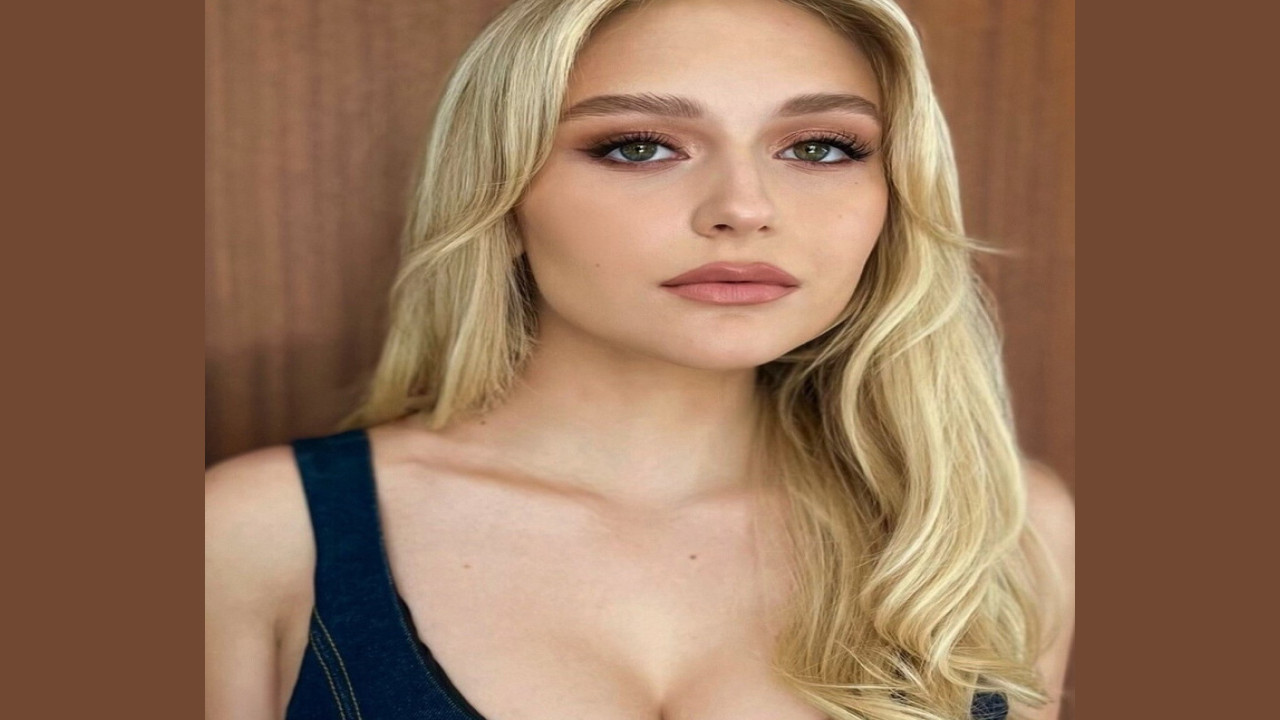 Alyvia Alyn Lind (Actriz)