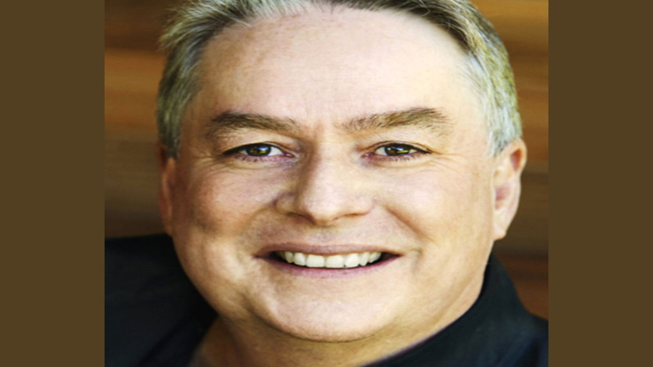 Brad Wright | Guionista Canadiense especializado en Ciencia Ficción, Acción y Drama