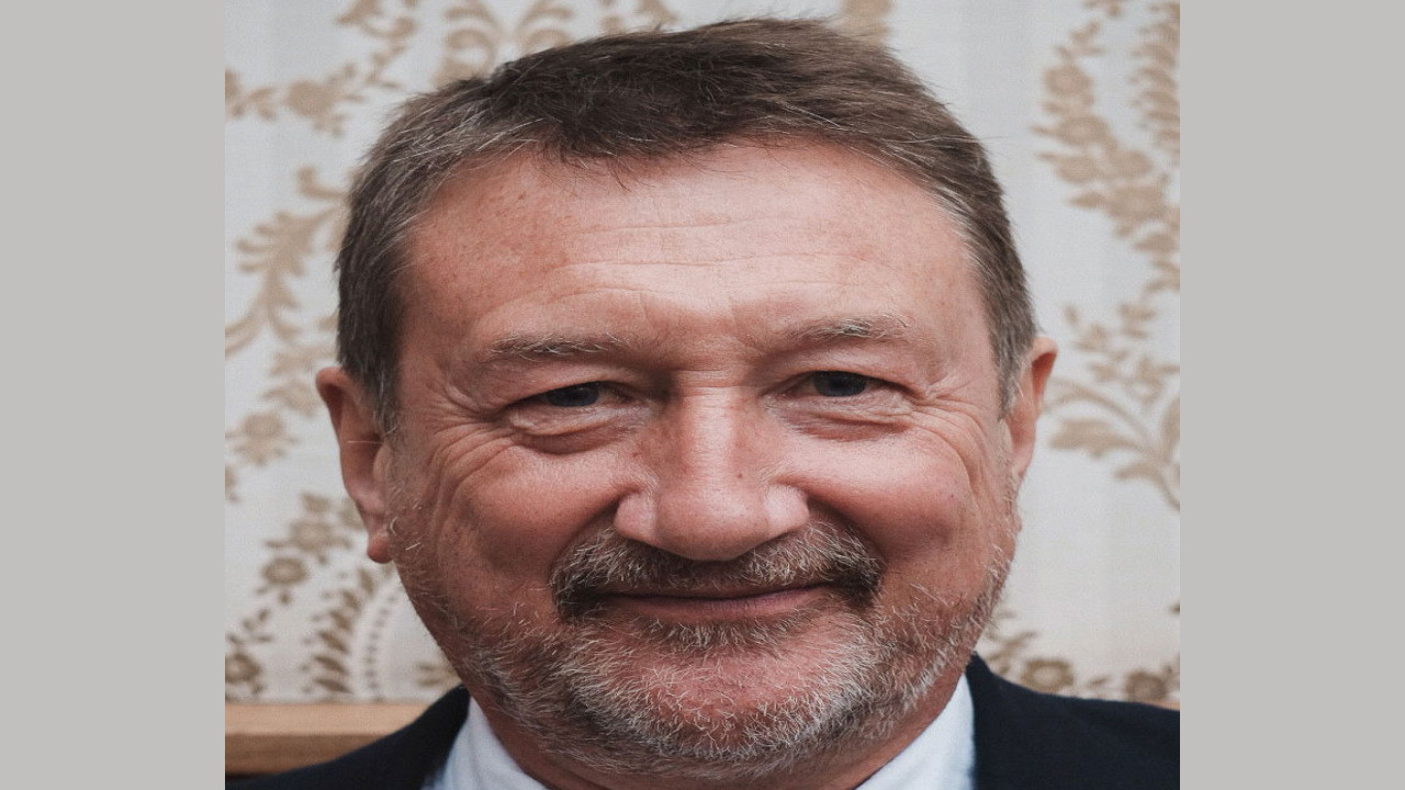 Steven Knight (Guionista) Steven Knight (Guionista)