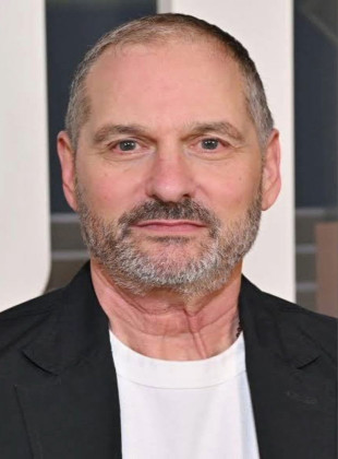 Scott Frank (Guionista)