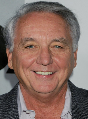 Bob Gunton (Presentador)