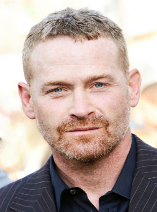 Max Martini (Presentador)