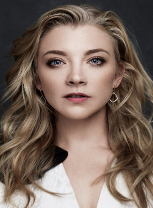Natalie Dormer (Presentadora)
