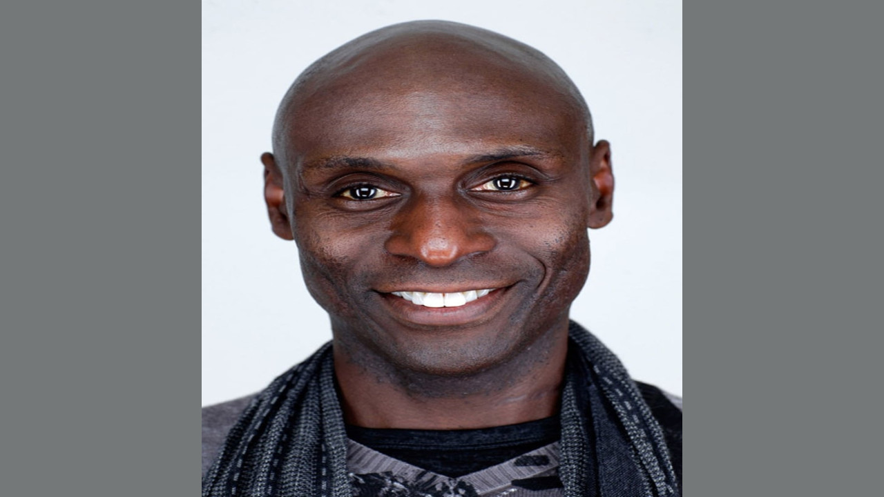 Lance Reddick (Presentador)