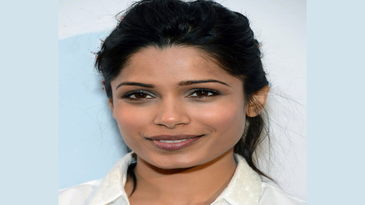 Freida Pinto (Presentadora) Freida Pinto (Presentadora)