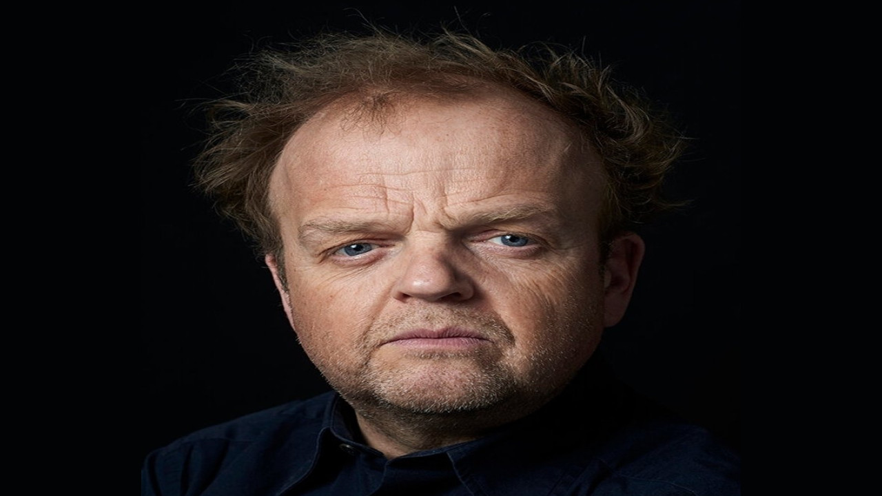 Toby Jones (Actor)