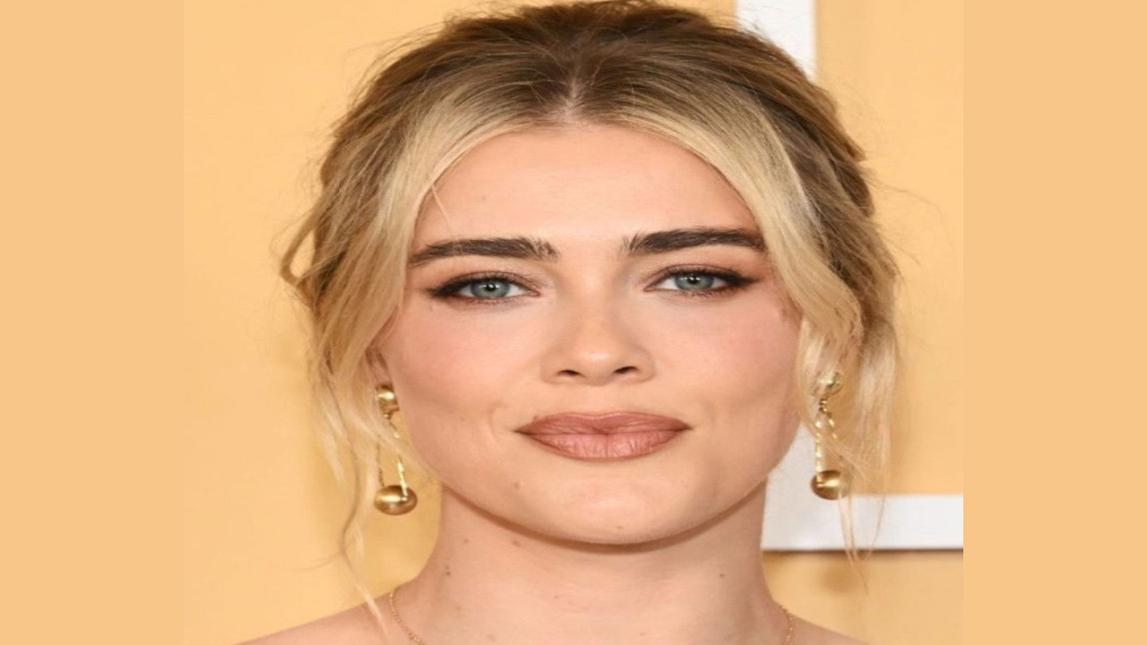 Melissa Roxburgh (Actriz)