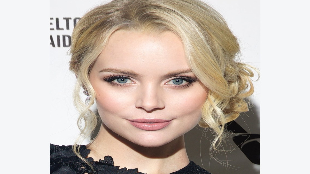 Helena Mattsson (Actriz)