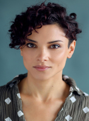 Amber Rose Revah (Actriz)