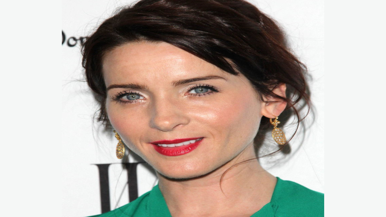 Michele Hicks (Actriz)