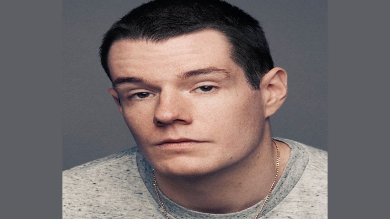 Connor Swindells (Actor)
