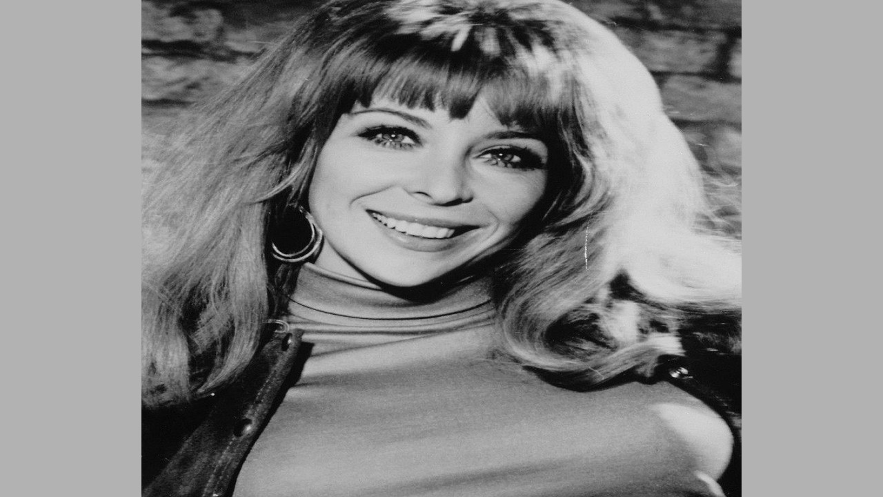 Angelique Pettyjohn (Actriz)