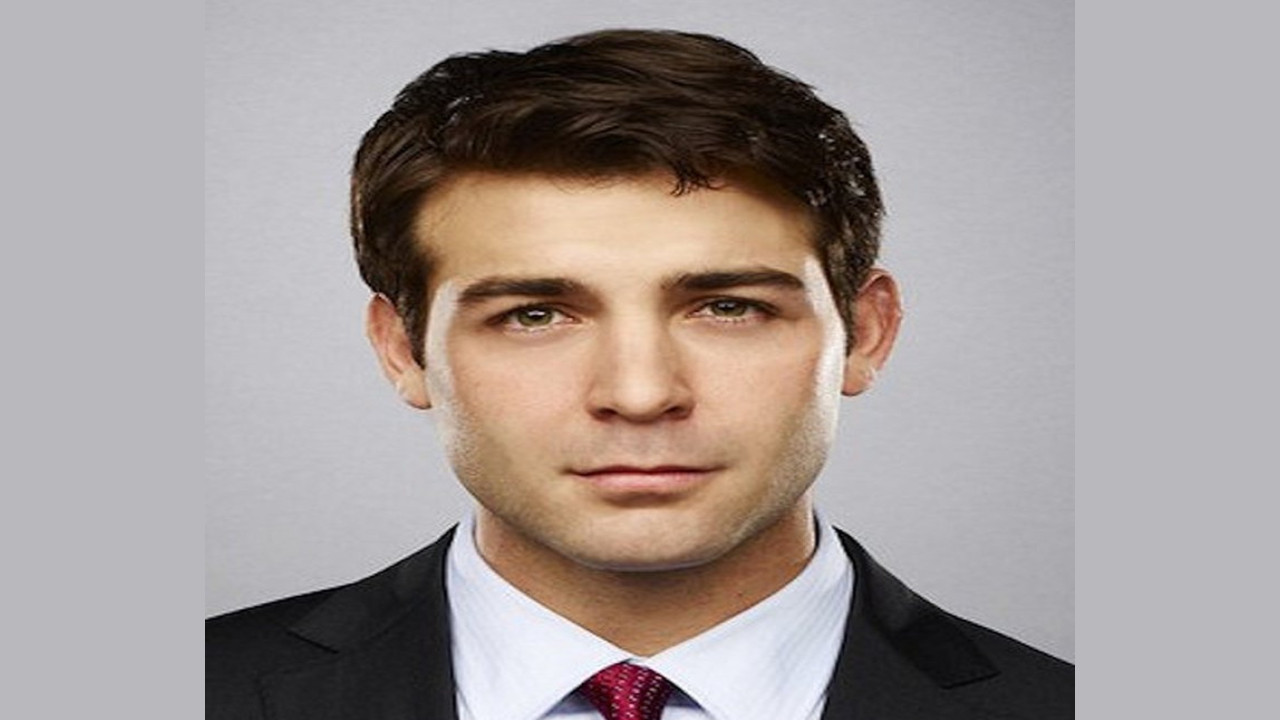 James Wolk (Actor)