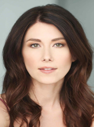 Jewel Staite (Actriz)
