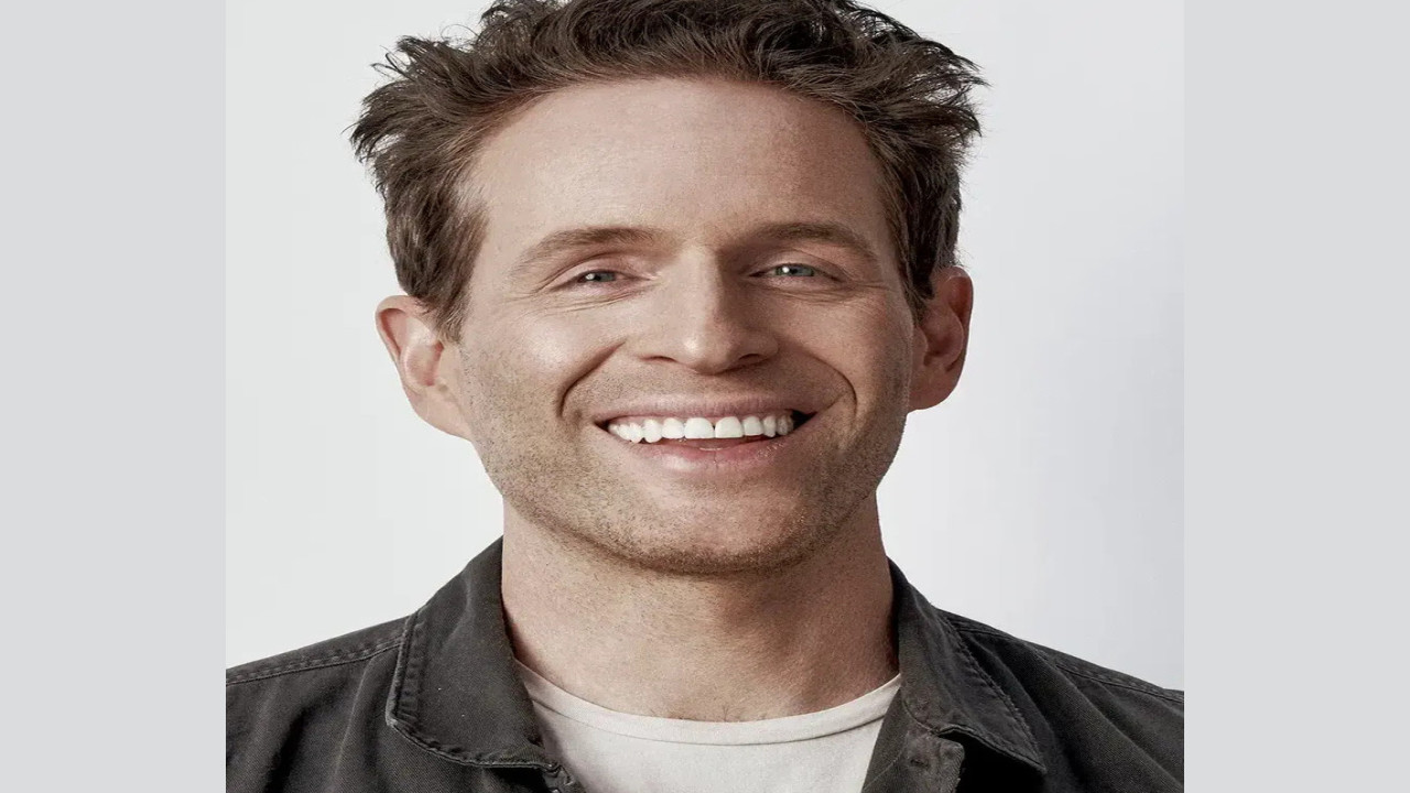Glenn Howerton (Actor)