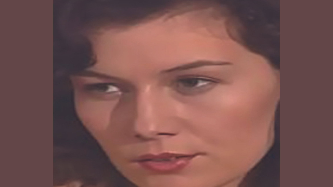 Regina Sipos (Actriz)