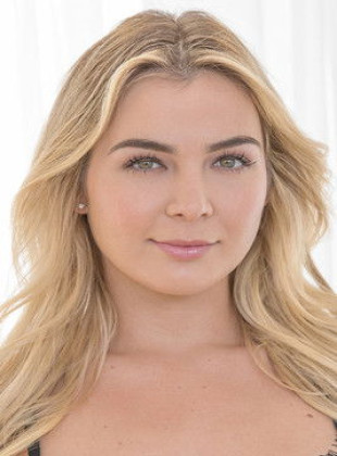 Blair Williams (Actriz)