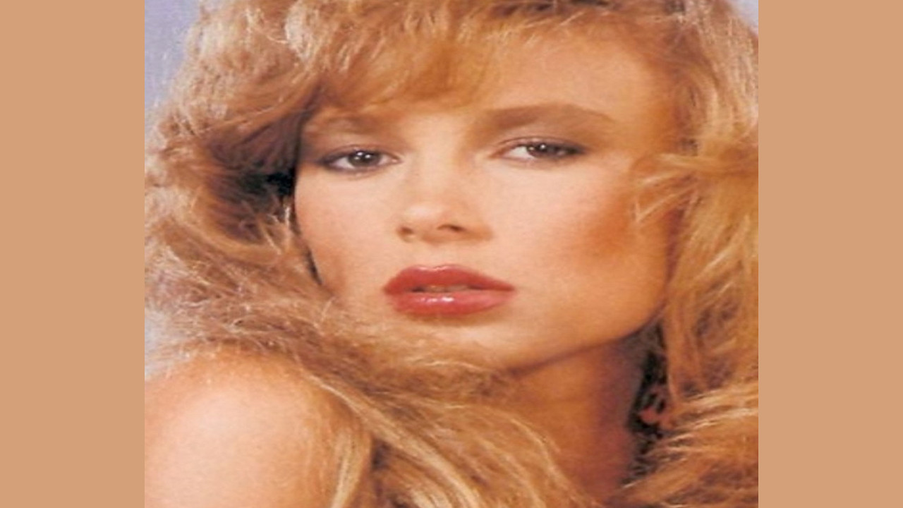 Deidre Holland (Actriz)