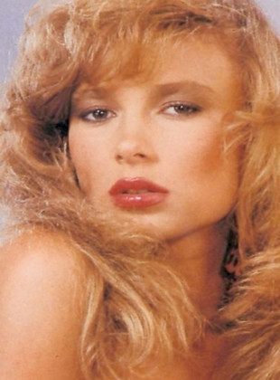 Deidre Holland (Actriz)