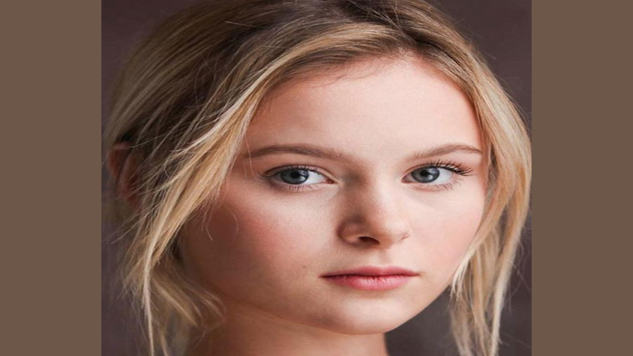 Mia Jenkins (Actriz)