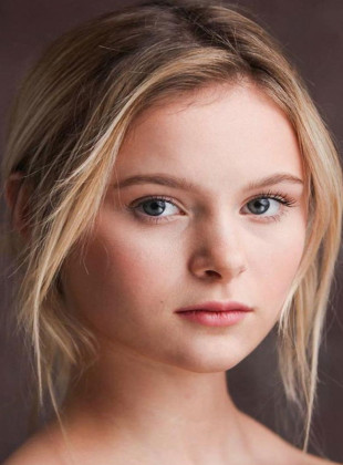 Mia Jenkins (Actriz)