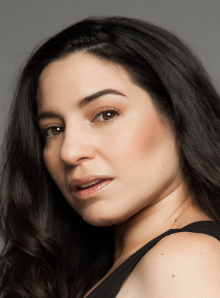 Tiaré Scanda (Actriz)