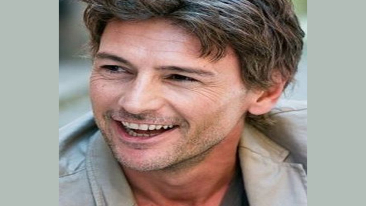 Roberto Farnesi (Actor)