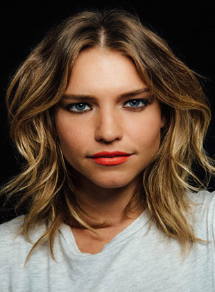 Jess Varley (Actriz)