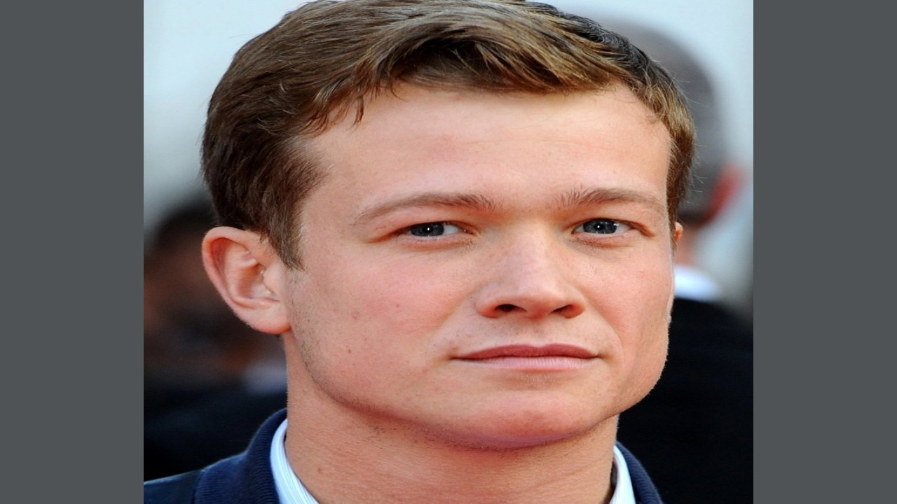 Ed Speleers (Actor)
