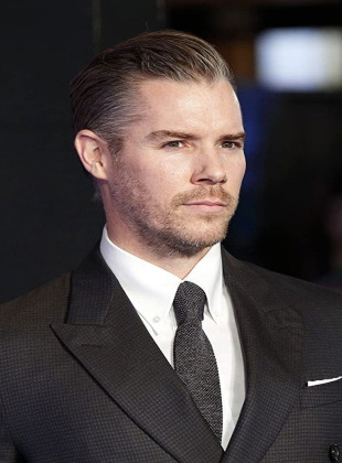 Josh Cowdery (Actor)