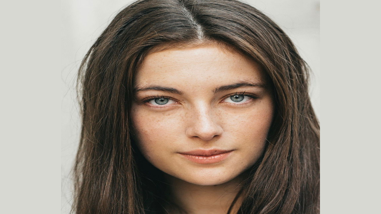 Millie Brady (Actriz)
