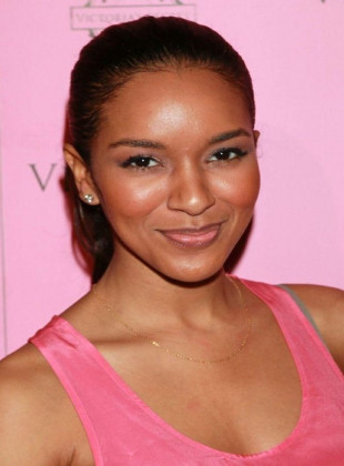 Elizabeth Mathis (Actriz)