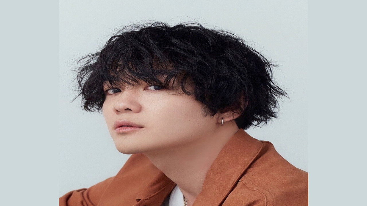 Mutsuki Iwanaka (Actor)