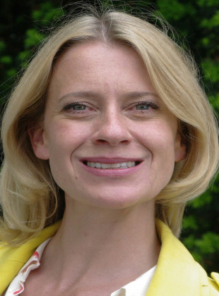 Caroline Peters (Actriz)