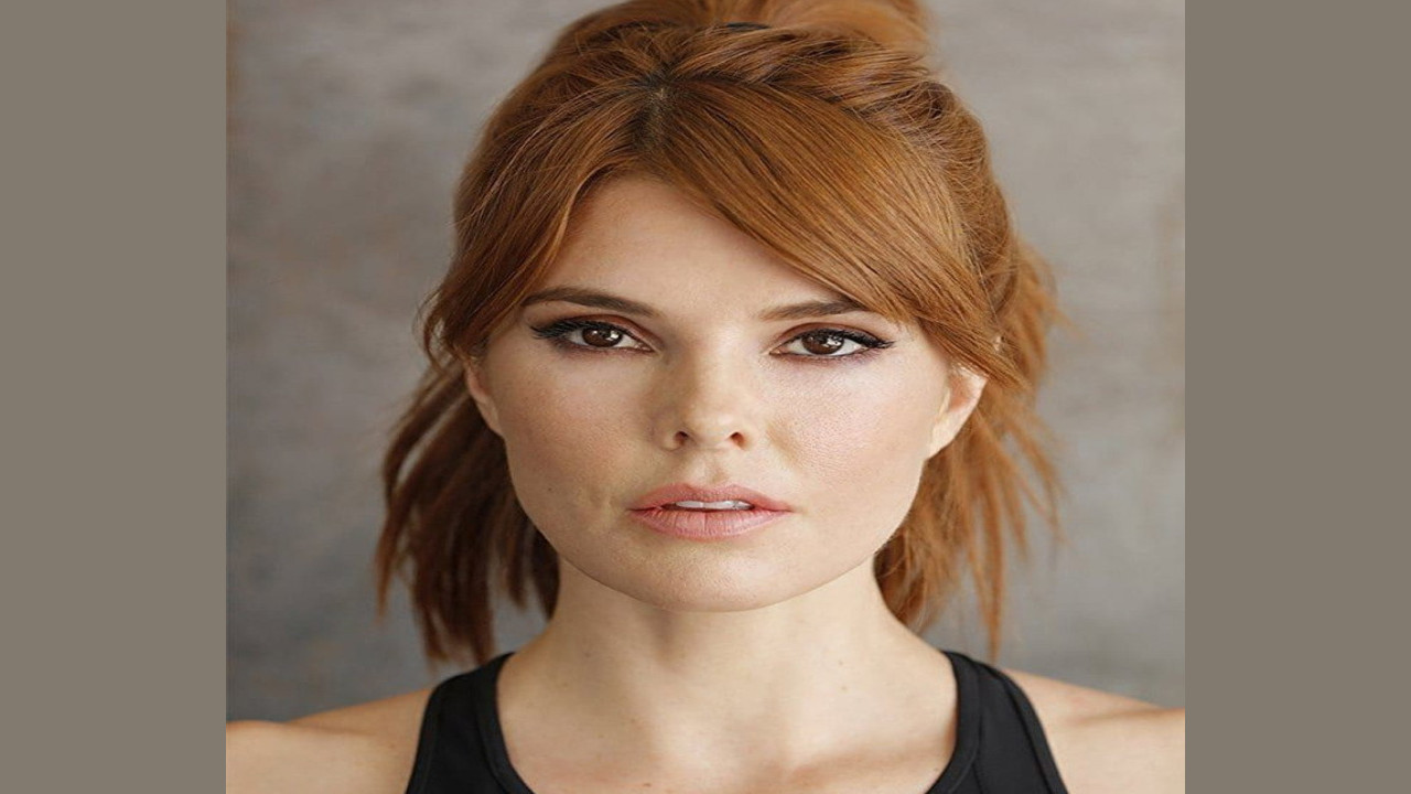 Nikki Moore (Actriz)