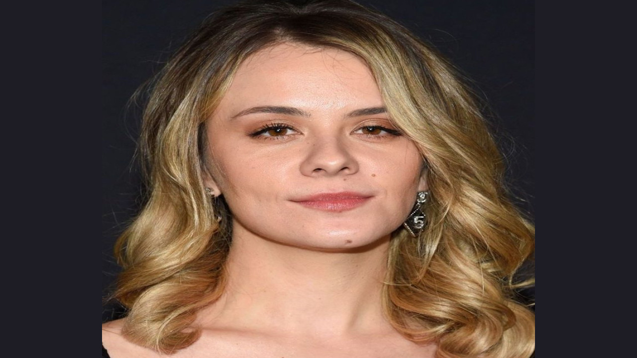 Dasha Nekrasova (Actriz)