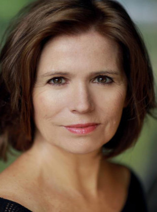 Sally Edwards (Actriz)