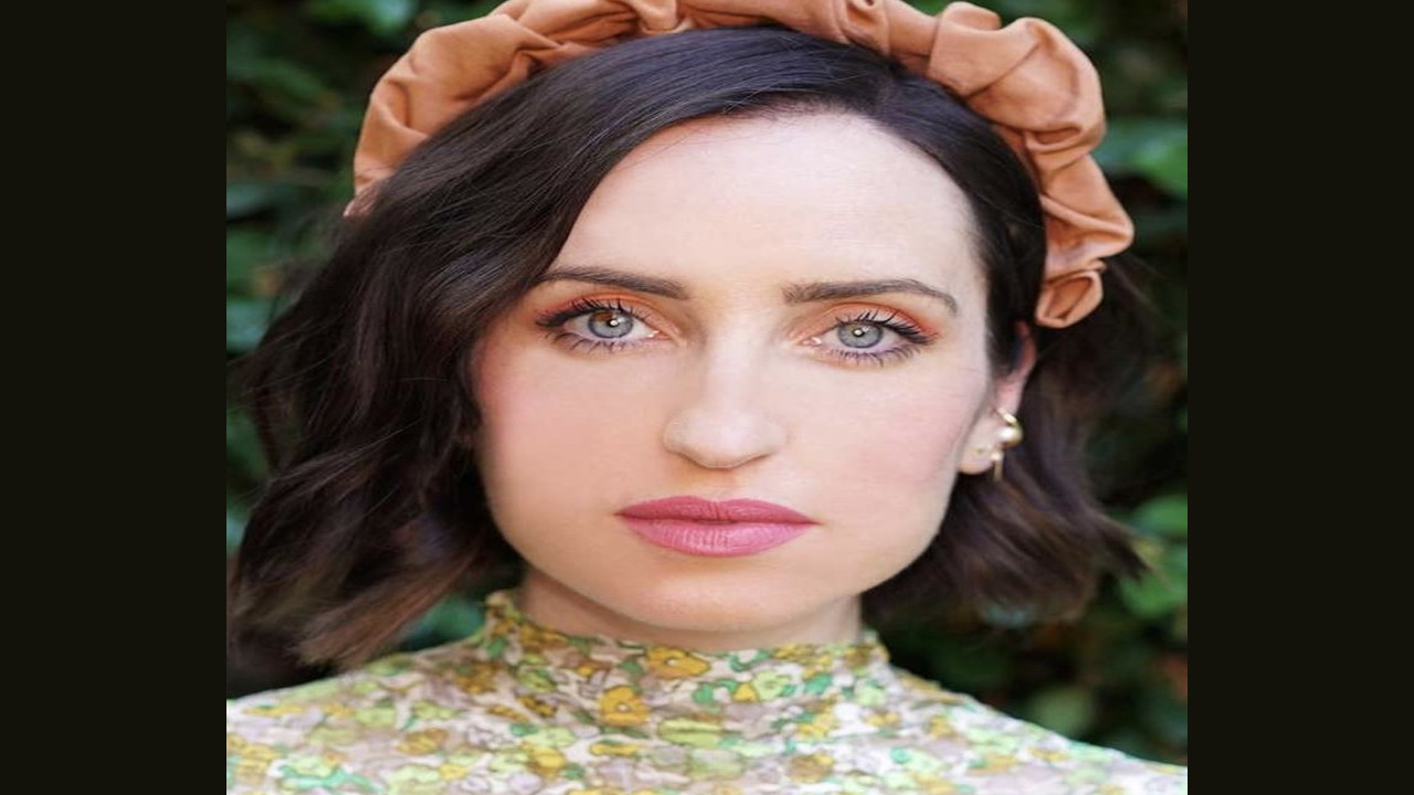 Zoe Lister-Jones (Actriz)