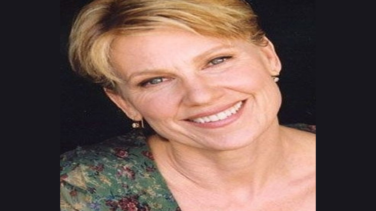 Lindsay Crouse (Actriz)