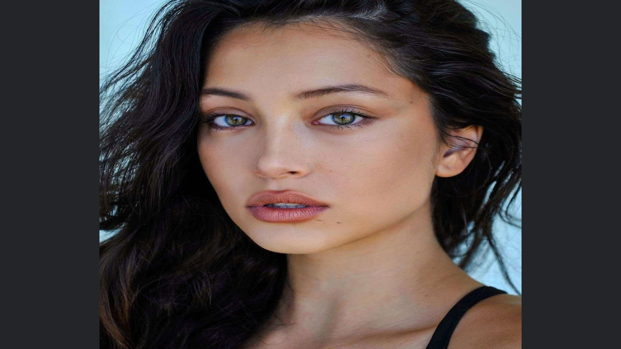 Mel Jarnson (Actriz)