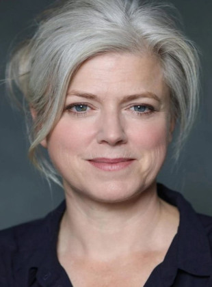 Caroline Harker (Actriz)