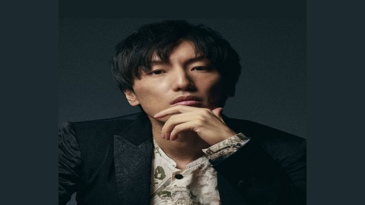 Hiroyuki Sawano (Compositor)